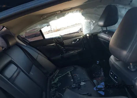 2014 Infiniti Q50 Premium z USA, uszkodzony, nr VIN JN1BV7AR5EM687401